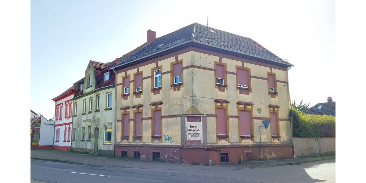 Potentialreiches Sanierungsobjekt in Samswegen zimmer