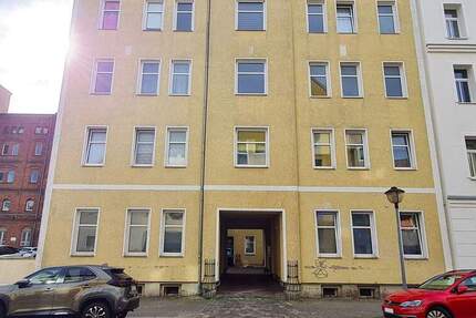 Kleines Wohnungspaket mit zwei vermieteten WE 2 zimmer