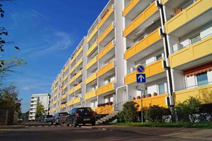 Wohnung Magdeburg Alt Olvenstedt - 4 Zimmer, 82 m&sup2;, 490&euro; | Angebot:27720935