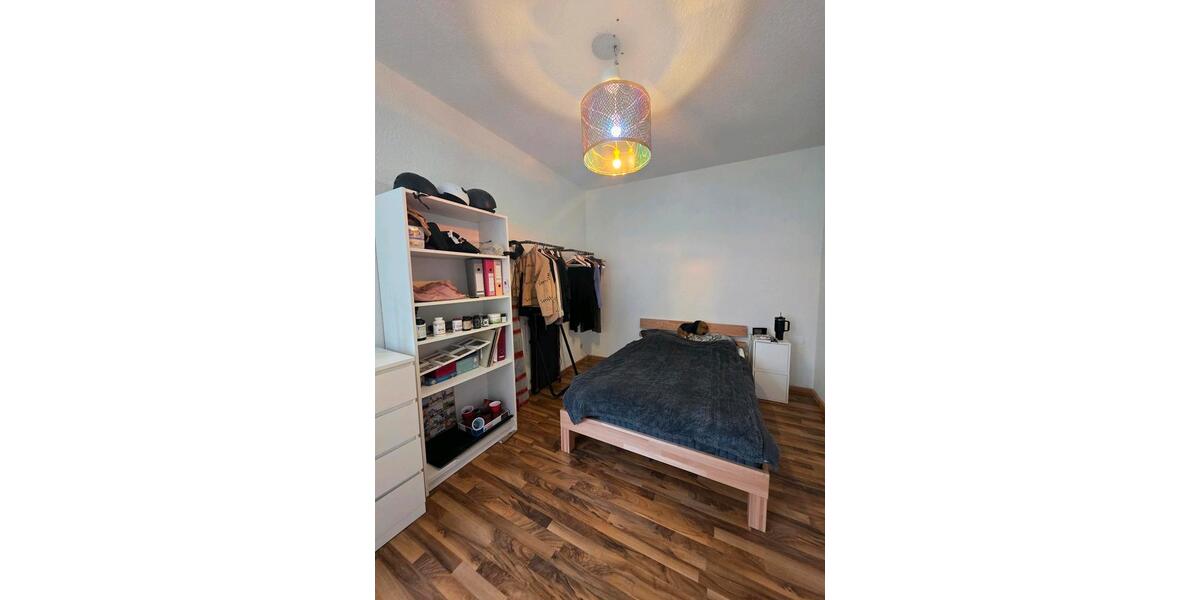Etagenwohnung Magdeburg Nordwest - 3 Zimmer, 102 m&sup2;, 820&euro; | Angebot:26216052