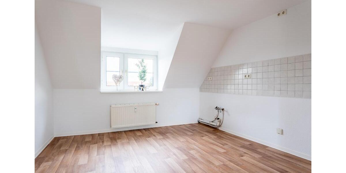 Etagenwohnung Schönebeck (Elbe) - 2 Zimmer, 56 m&sup2;, 339&euro; | Angebot:25570836