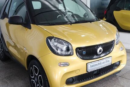 Smart ForTwo 32.520 km 10.880 &euro; Magdeburg 39120