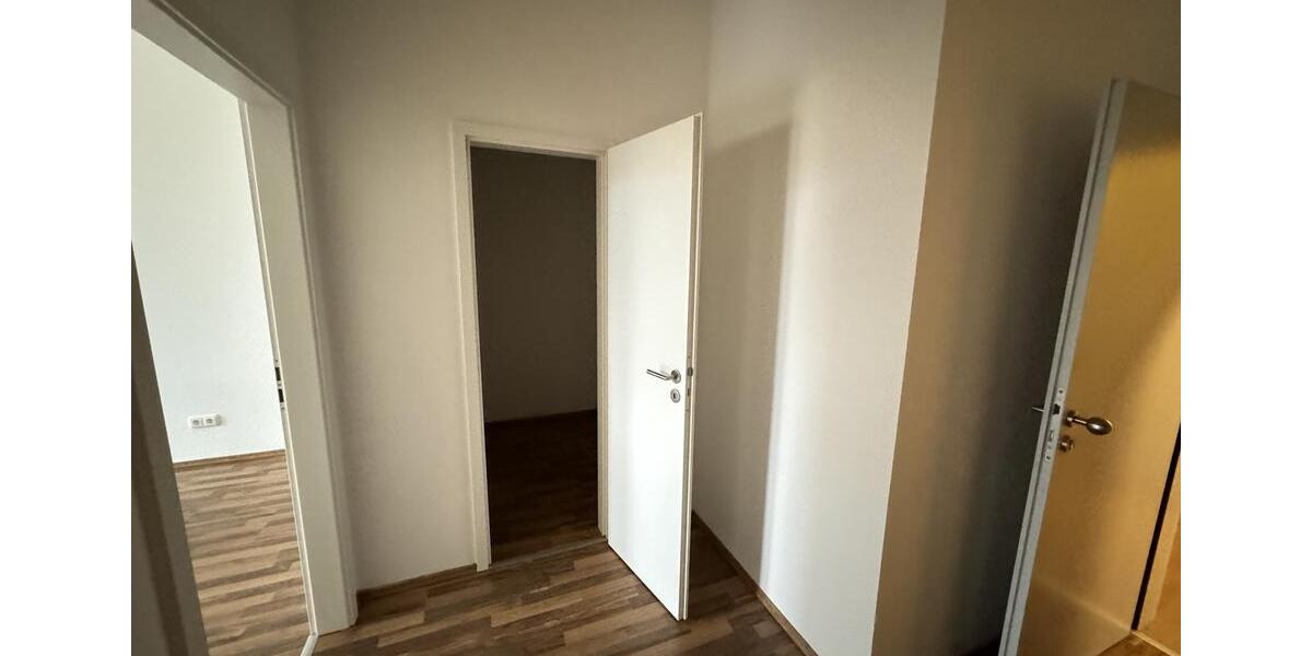 Etagenwohnung Magdeburg Diesdorf - 2 Zimmer, 60 m&sup2;, 400&euro; | Angebot:25361228