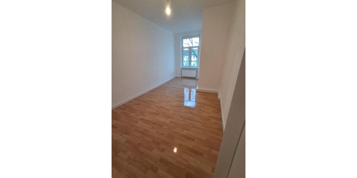 Etagenwohnung Magdeburg Nordwest - 4 Zimmer, 96 m&sup2;, 799&euro; | Angebot:24639654