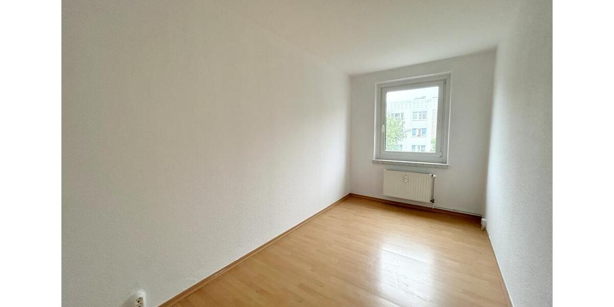 Etagenwohnung Magdeburg Nordwest - 4 Zimmer, 72 m&sup2;, 401&euro; | Angebot:25279178