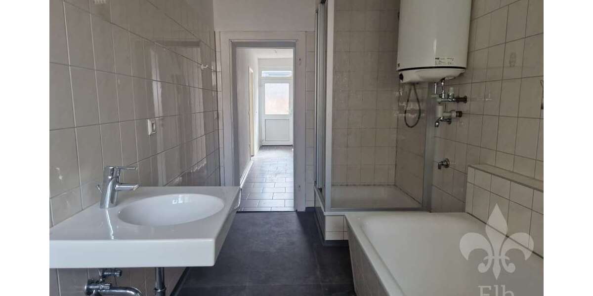 Etagenwohnung Rogätz Samswegen - 4 Zimmer, 100 m&sup2;, 610&euro; | Angebot:27211351