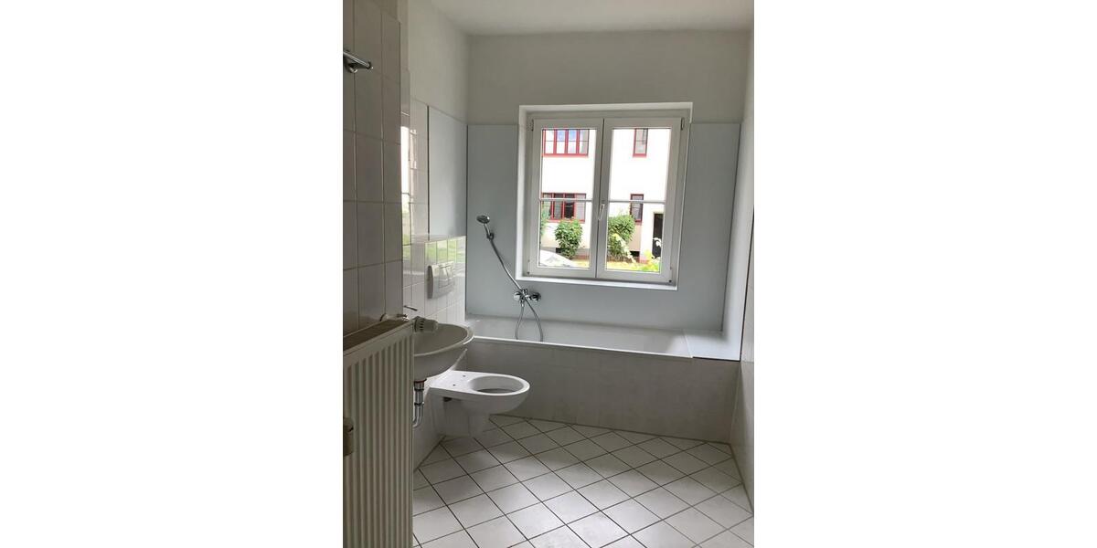 Erdgeschoßwohnung Magdeburg Brückfeld - 3 Zimmer, 74 m&sup2;, 486&euro; | Angebot:24775878