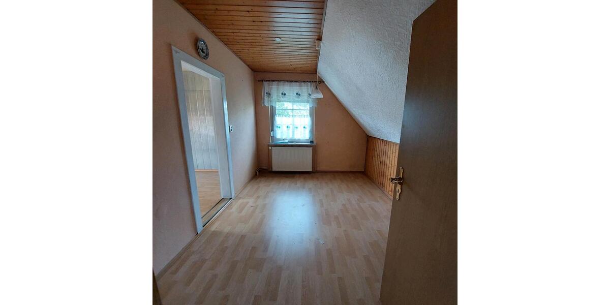 Doppelhaushälfte Haldensleben - 4 Zimmer, 90 m&sup2;, 120.000&euro; | Angebot:27620564