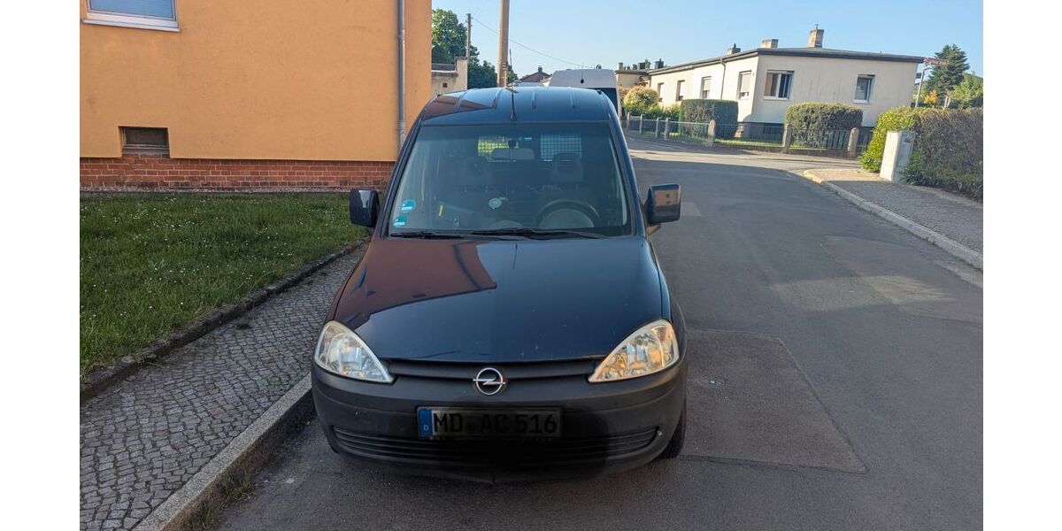 Opel Combo 134.000 km 3.500 &euro; Magdeburg 39122