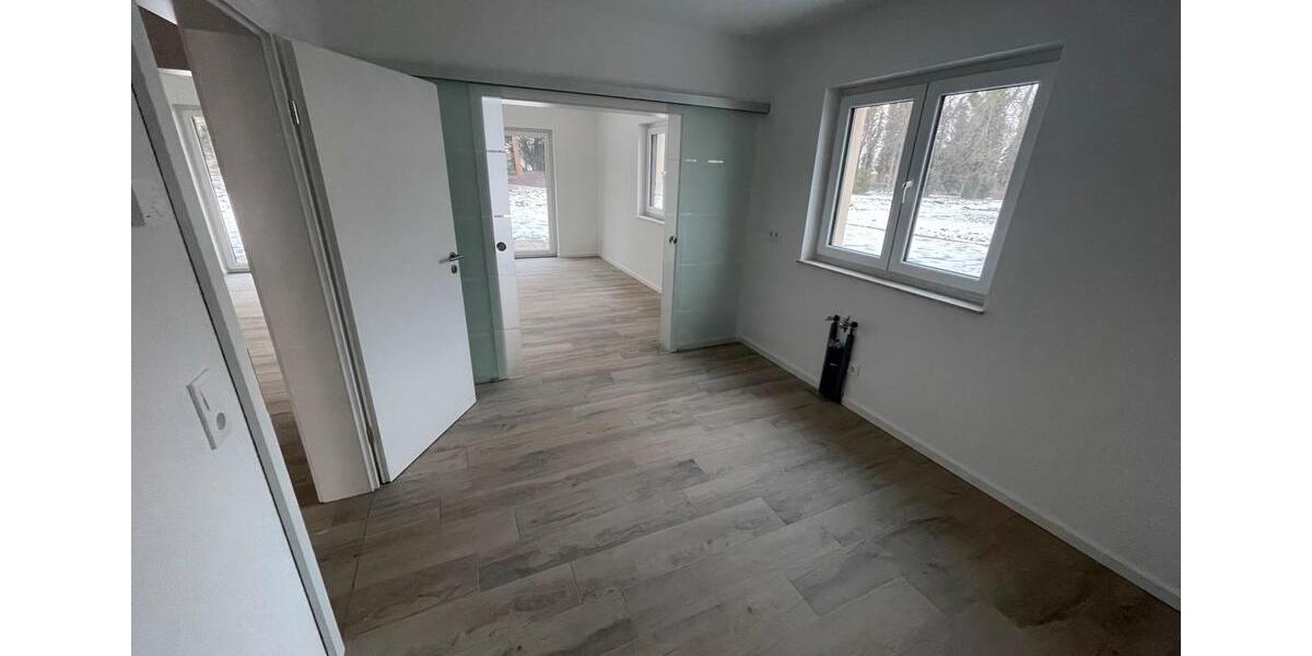 Etagenwohnung Magdeburg Brückfeld - 5 Zimmer, 130 m&sup2;, 1.750&euro; | Angebot:25343420
