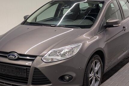 Ford Focus 77.600 km 3.480 &euro; Langenweddingen 39171