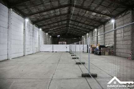 Halle in Magdeburg Ottersleben 600 € 200 m² - Gewerbeobjekt Magdeburg / Ottersleben Ottersleben | Angebot:24933832