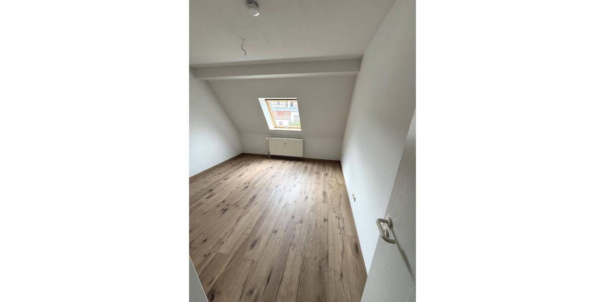 Etagenwohnung Magdeburg Stadtfeld Ost - 4 Zimmer, 95 m&sup2;, 810&euro; | Angebot:25780728