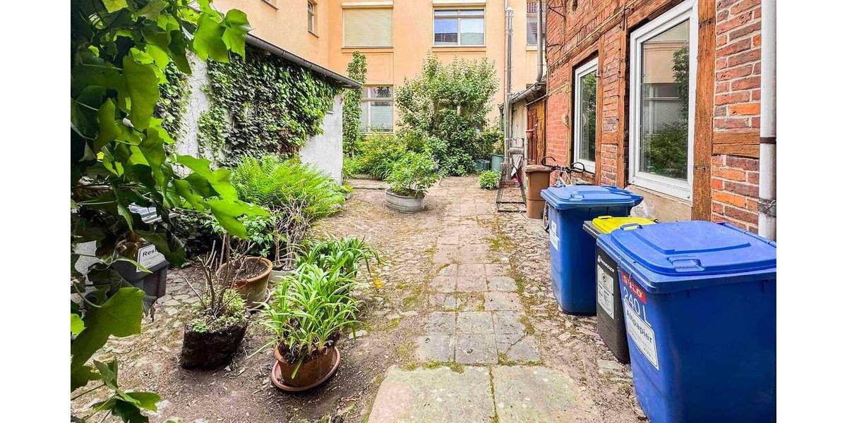 Mehrfamilienhaus, Wohnhaus Magdeburg Sudenburg - 9 Zimmer, 280 m&sup2;, 400.000&euro; | Angebot:26584463