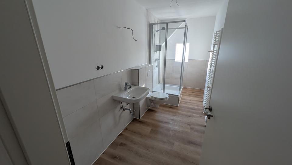 Dachgeschoßwohnung Magdeburg Nordwest - 3 Zimmer, 88 m&sup2;, 580&euro; | Angebot:23687844