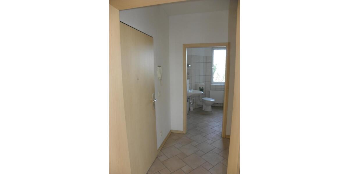 Etagenwohnung Magdeburg Lemsdorf - 2 Zimmer, 64 m&sup2;, 330&euro; | Angebot:24827640