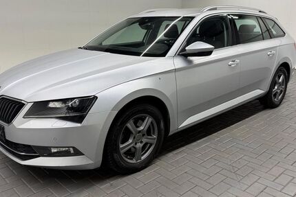 Skoda Superb 118.700 km 17.900 € Langenweddingen 39171