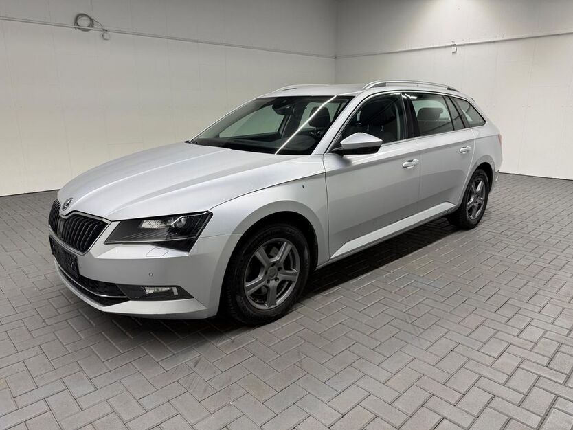 Skoda Superb 118.700 km 17.900 € Langenweddingen 39171