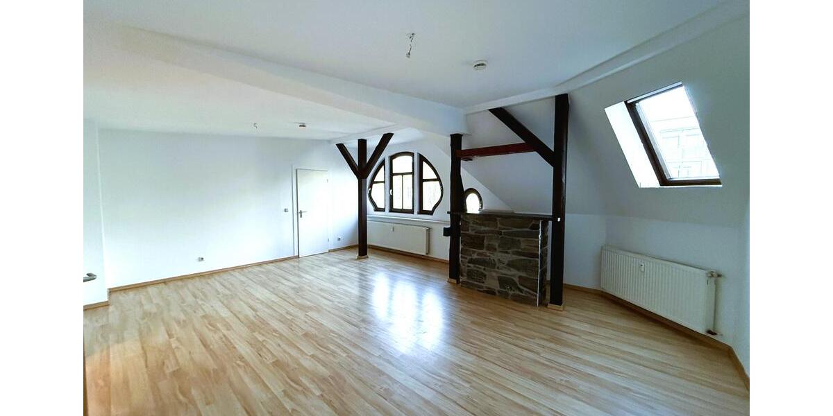 Dachgeschoßwohnung Magdeburg Nordwest - 2 Zimmer, 65 m&sup2;, 500&euro; | Angebot:24979177