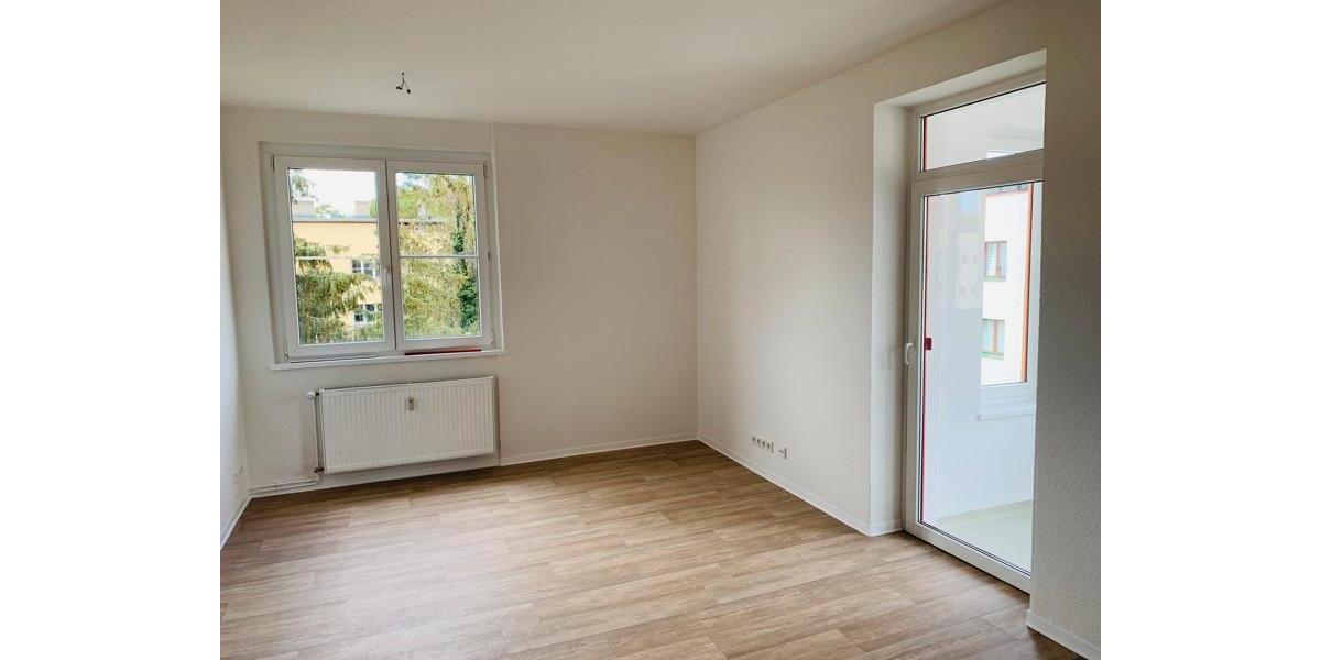 Etagenwohnung Magdeburg Brückfeld - 4 Zimmer, 74 m&sup2;, 530&euro; | Angebot:24890575
