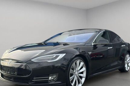 Tesla Model S 97.650 km 23.480 &euro; Langenweddingen 39171