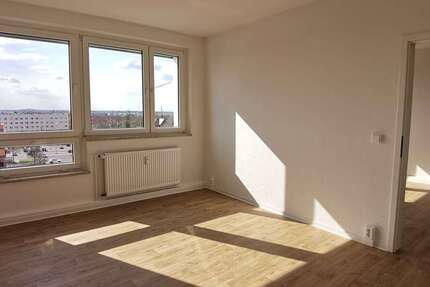 Wohnung Magdeburg Leipziger Straße - 2 Zimmer, 48 m&sup2;, 281&euro; | Angebot:27113509