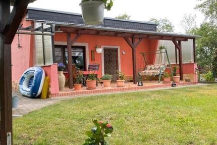 Haus Calbe (Saale) - 2 Zimmer, 65 m&sup2;, 500&euro; | Angebot:26339755