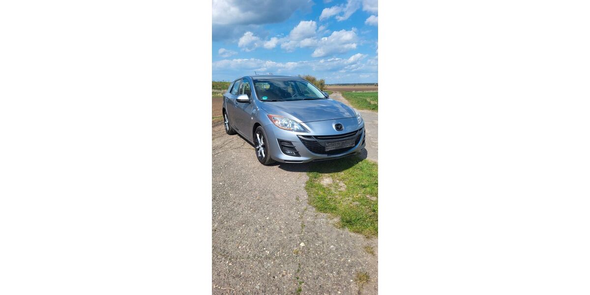 Mazda 3 154.000 km 5.200 &euro; Ziepel 39291