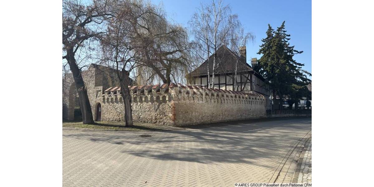Mehrfamilienhaus, Wohnhaus Hakeborn Hakeborn - 1 Zimmer, 328 m&sup2;, 50.000&euro; | Angebot:25971030