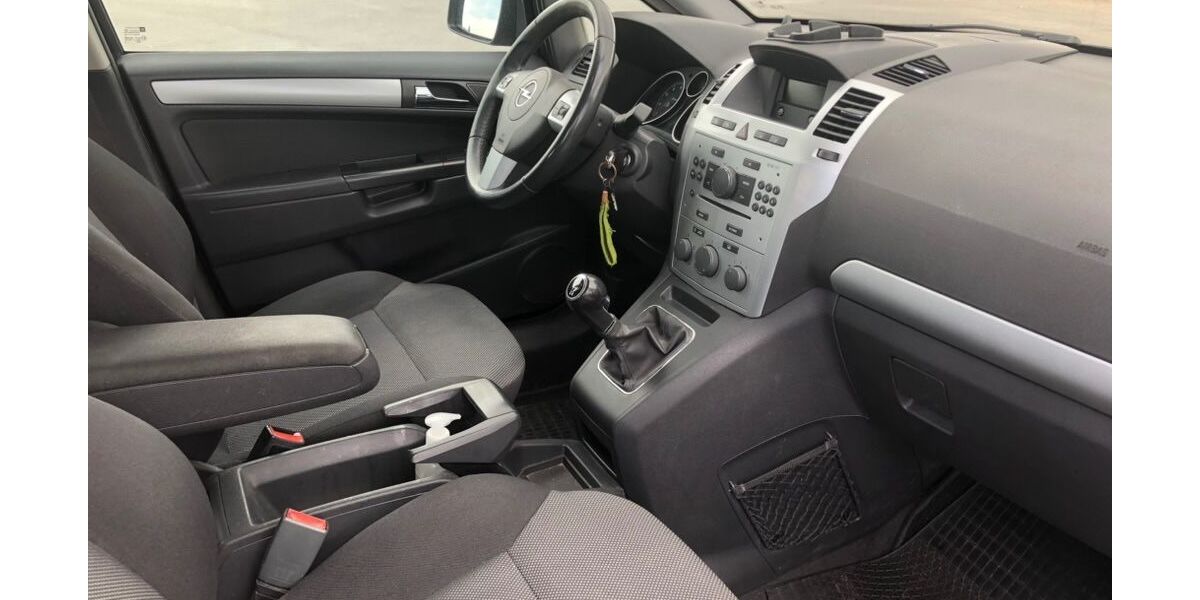 Opel Zafira 146.000 km 4.300 &euro; Magdeburg 39124