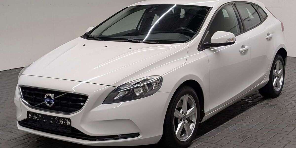 Volvo V40 118.235 km 11.980 &euro; Langenweddingen 39171