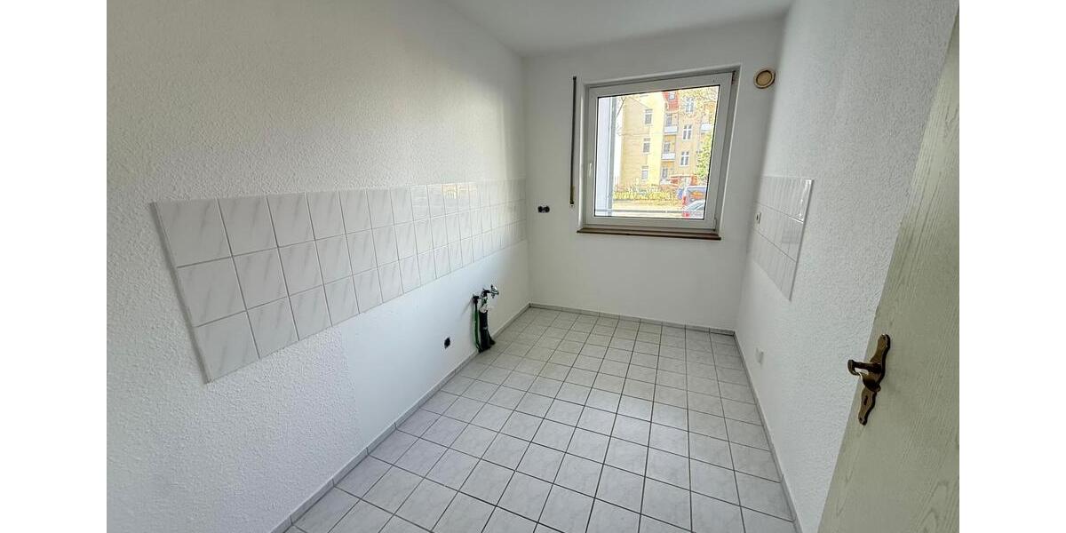 Erdgeschoßwohnung Magdeburg Neue Neustadt - 2 Zimmer, 76 m&sup2;, 500&euro; | Angebot:25632921