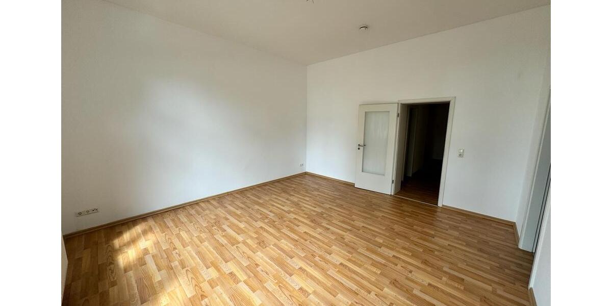 Hochparterre Magdeburg Brückfeld - 3 Zimmer, 72 m&sup2;, 240.000&euro; | Angebot:27083832