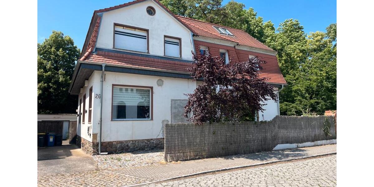 Einfamilienhaus Barleben - 8 Zimmer, 208 m&sup2;, 450.000&euro; | Angebot:27262004