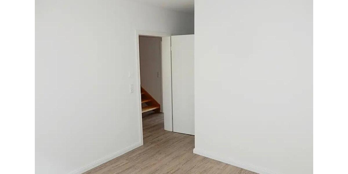 Reihenhaus Magdeburg Leipziger Straße - 5 Zimmer, 143 m&sup2;, 1.600&euro; | Angebot:26425827