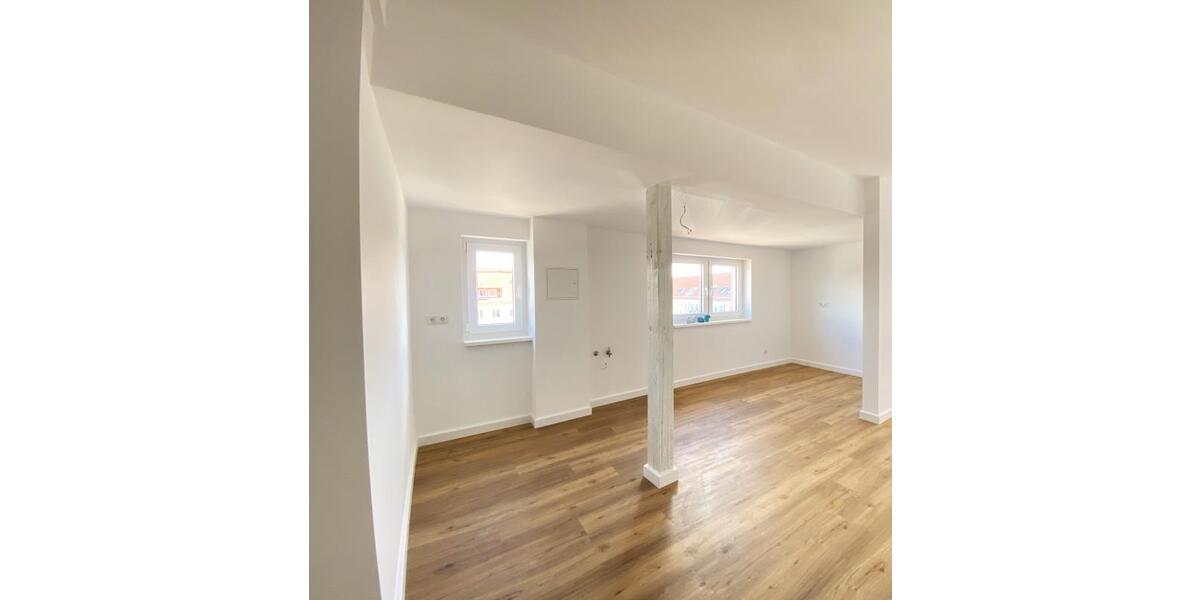 Dachgeschoßwohnung Magdeburg Nordwest - 3 Zimmer, 85 m&sup2;, 935&euro; | Angebot:24750949