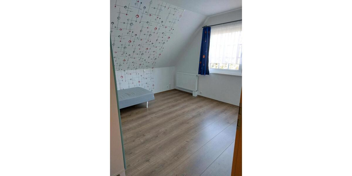 Einfamilienhaus Biederitz - 9 Zimmer, 240 m&sup2;, 425.000&euro; | Angebot:24530257