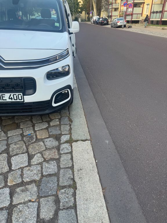 Citroen Berlingo 104.300 km 16.000 € Magdeburg 39106