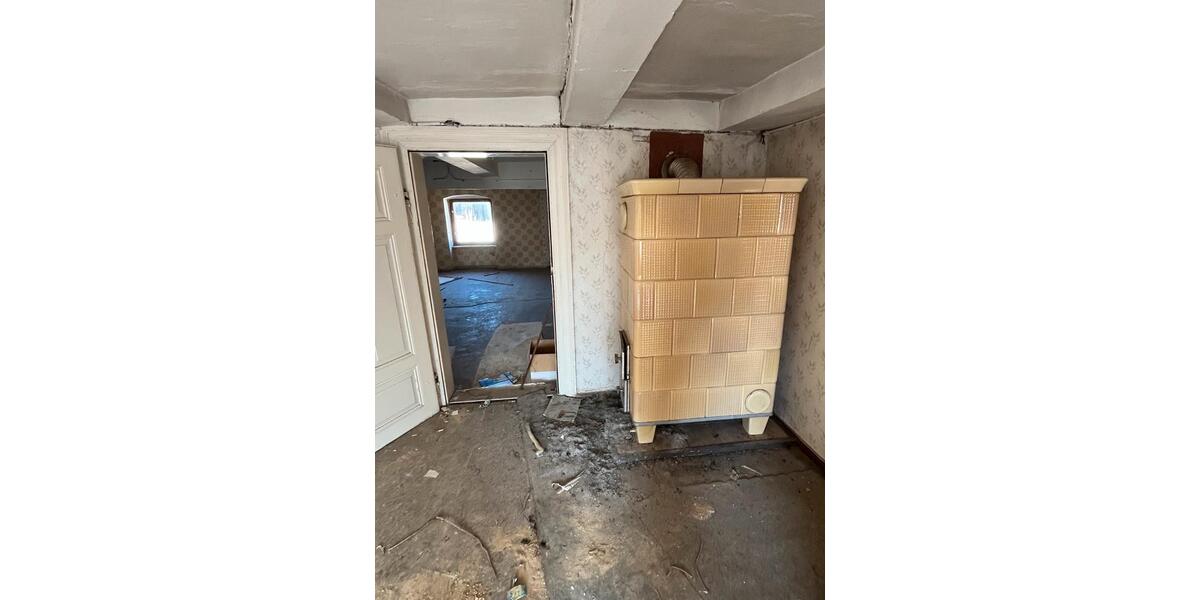 Bauernhaus, Landhaus Erxleben - 20 Zimmer, 750 m&sup2;, 69.000&euro; | Angebot:27023063