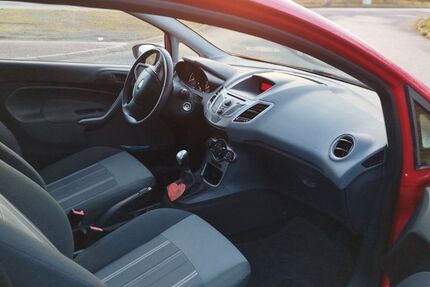 Ford Fiesta 79.800 km 4.150 &euro; Biere 39221