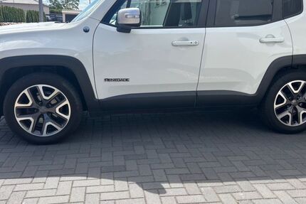 Jeep Renegade 84.000 km 10.500 &euro; Wolmirstedt 39326