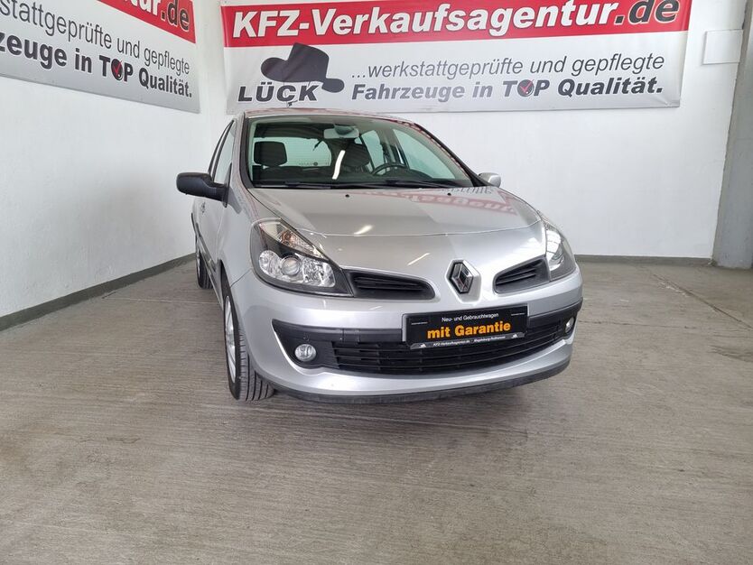 Renault Clio 97.522 km 3.480 € Magdeburg 39126