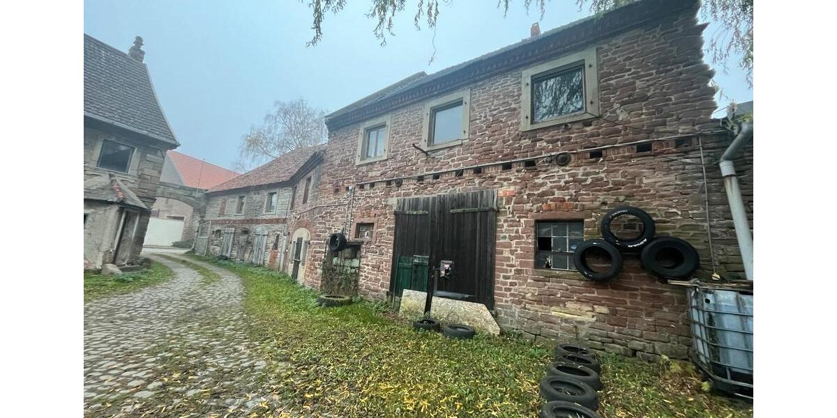 Bauernhaus, Landhaus Erxleben - 20 Zimmer, 750 m&sup2;, 69.000&euro; | Angebot:27023063
