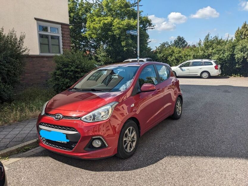 i10