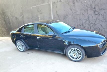 Alfa Romeo 159 220.000 km 1.600 &euro; Magdeburg 39108