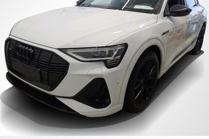 Audi e-tron 59.988 km 34.740 &euro; Magdeburg 39126