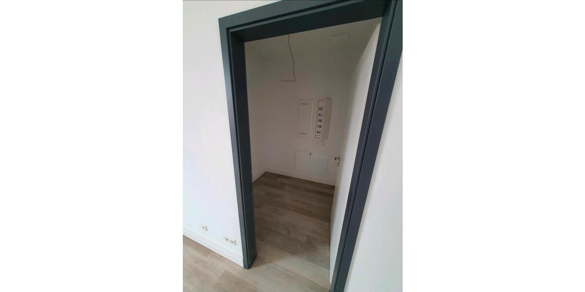 Etagenwohnung Burg - 4 Zimmer, 111 m&sup2;, 1.270&euro; | Angebot:24513246