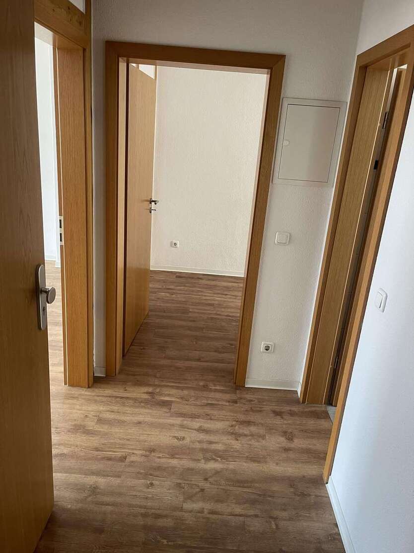 1 Zimmer-Wohnung mit Balkon und Küche *perfekt für Pendler, Azubis & Studenten* 1 zimmer