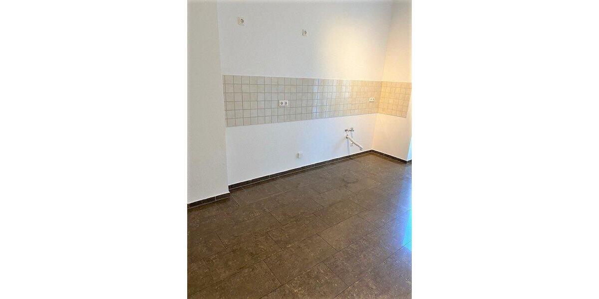 Dachgeschoßwohnung Magdeburg Leipziger Straße - 2 Zimmer, 76 m&sup2;, 499&euro; | Angebot:26003366