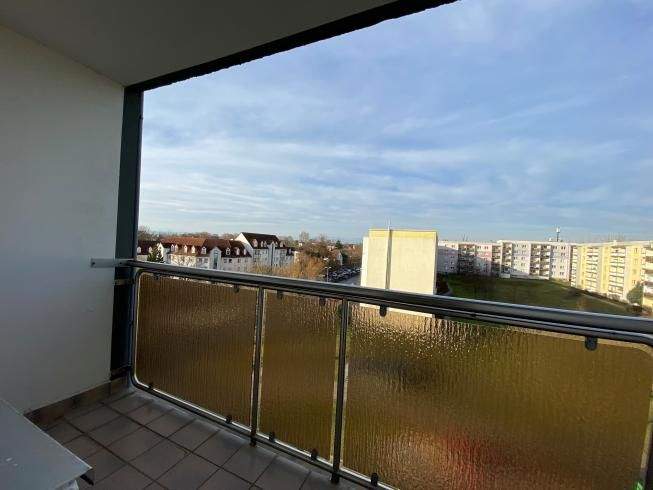 Etagenwohnung Oschersleben - 4 Zimmer, 76 m&sup2;, 369&euro; | Angebot:25362015